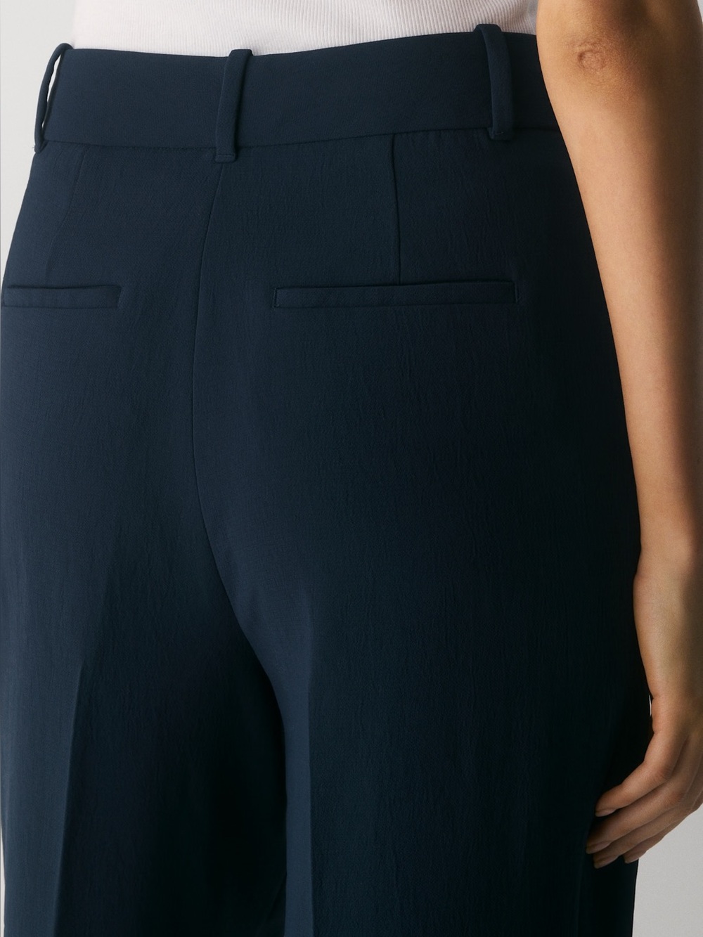Aritzia The Effortless Pant Cropped - Crepette navy blue admiral size 6 wide leg - Picture 4 of 8